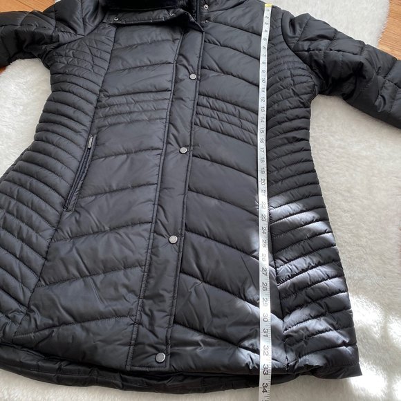 WEATHERPROOF Women's Modern Shaped Puffer Coat, Faux Fur, Black, Size 1X - Picture 5 of 10